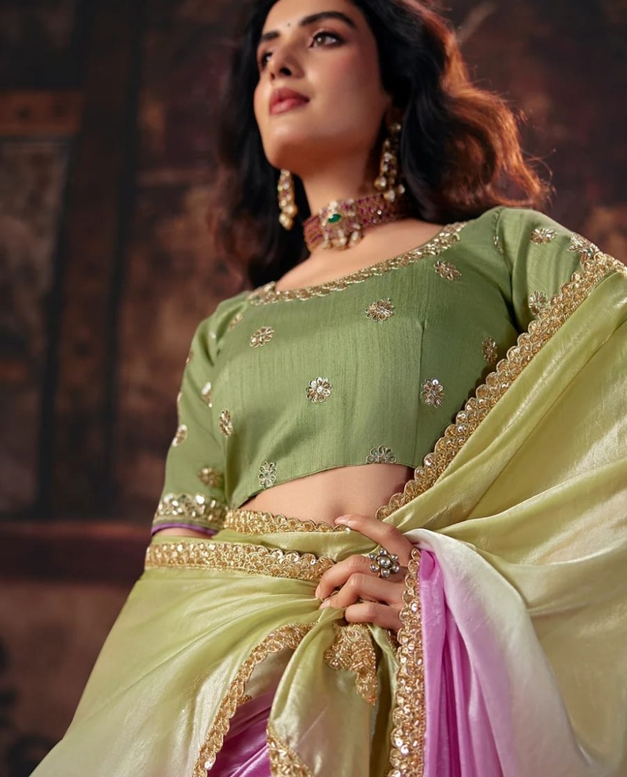1005 - Pink & Green Designer Style Festive Wear Saree